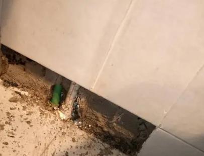 红旗楼顶漏水维修公司分享下修复水管漏水的几种小方法